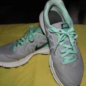 NIke Downshifter 6 Womens Running & Jogging Shoes